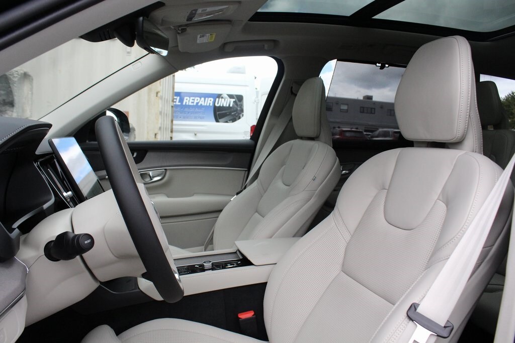 2026 Volvo XC90 photo 4