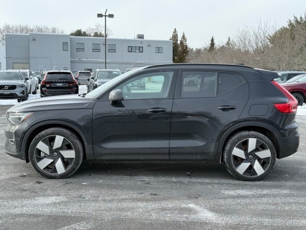 Certified 2024 Volvo XC40 Recharge Pure Electric Twin Plus SUV