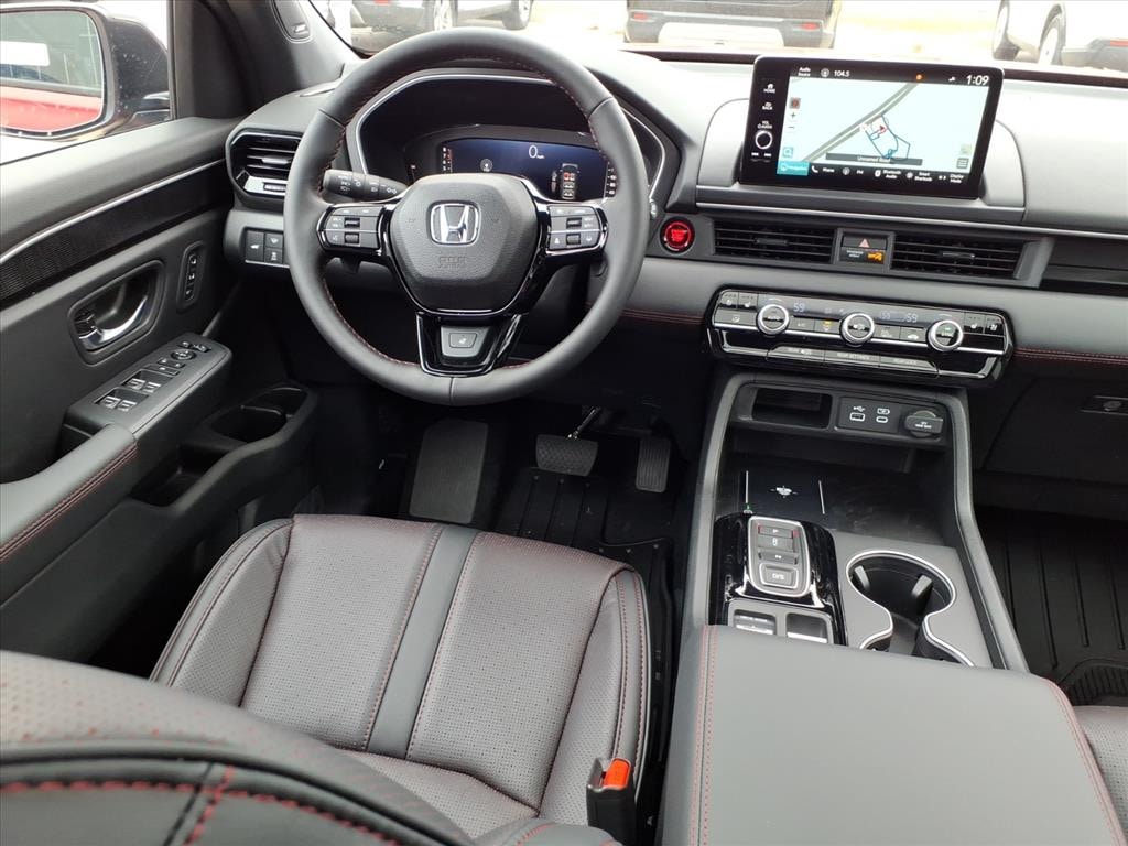 New 2025 Honda Pilot Black Edition AWD Black Edition SUV