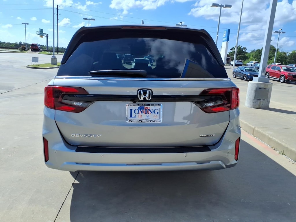 New 2026 Honda Odyssey Touring Touring Mini-Van