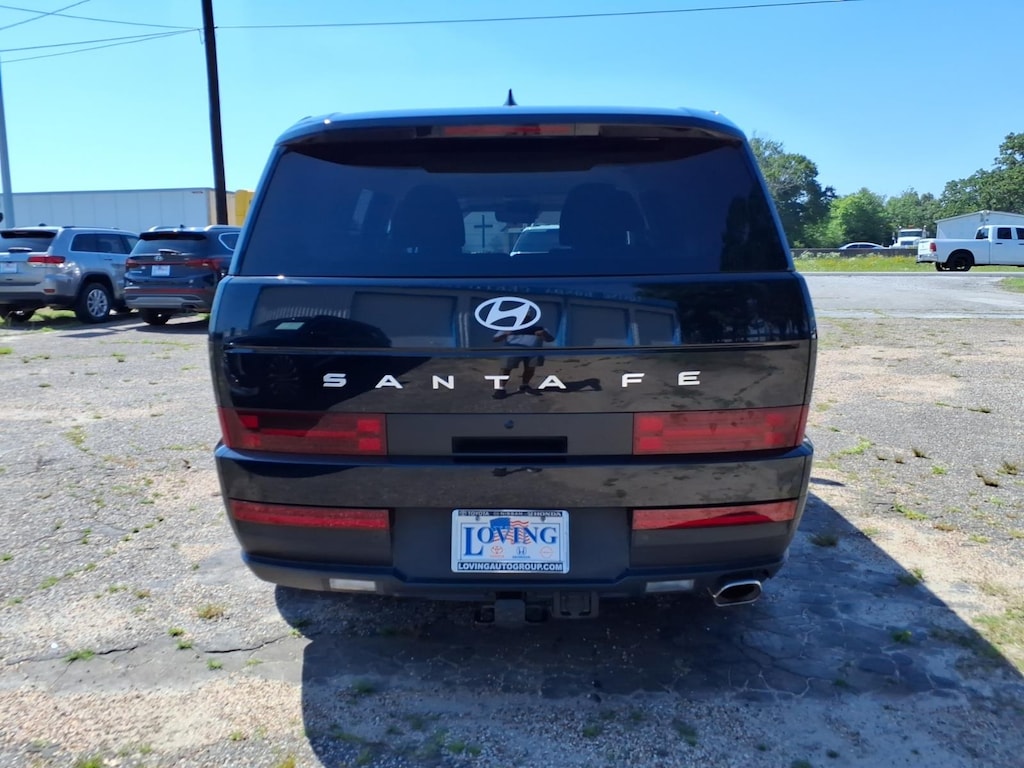 Used 2025 Hyundai Santa Fe SE SUV