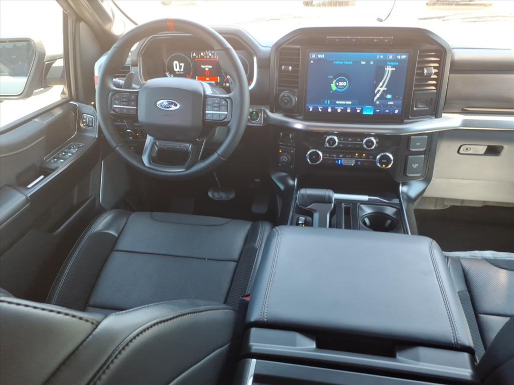 2023 Ford F-150 Raptor photo 4