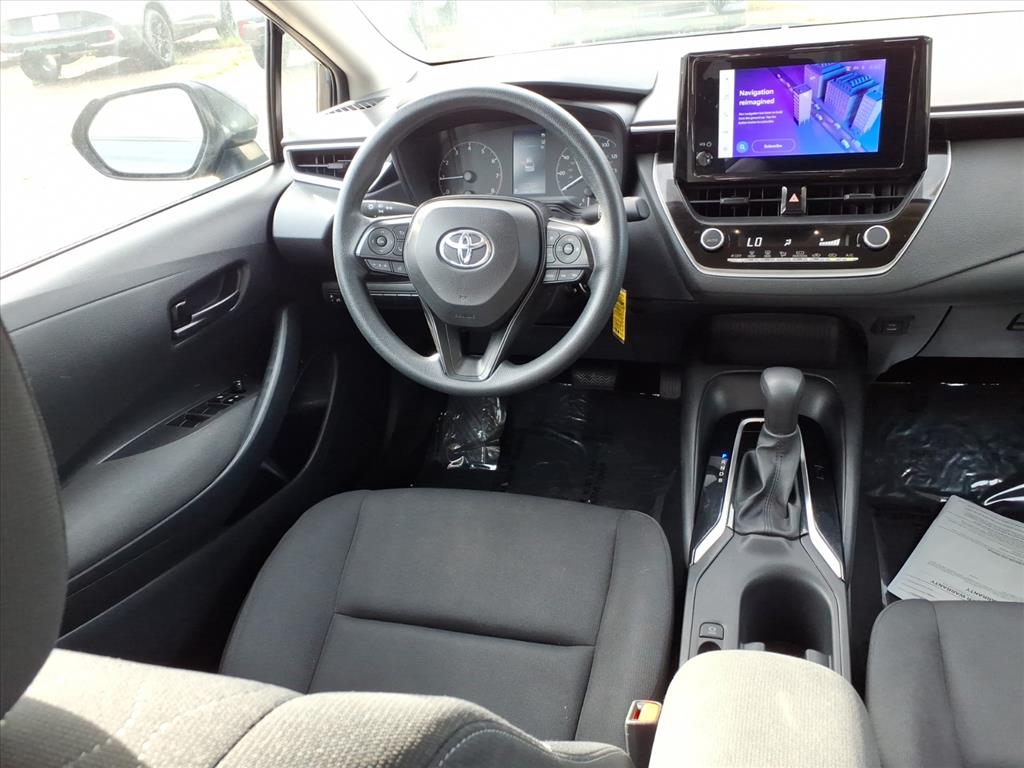 2024 Toyota Corolla LE photo 3