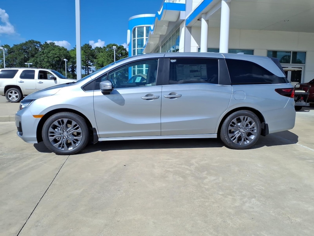 New 2026 Honda Odyssey Touring Touring Mini-Van