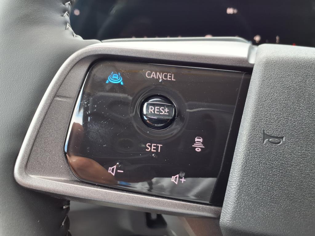 2025 Nissan Murano SV - Photo 21