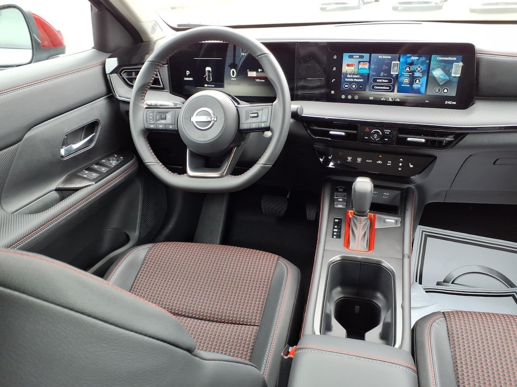 New 2026 Nissan Kicks SR SUV