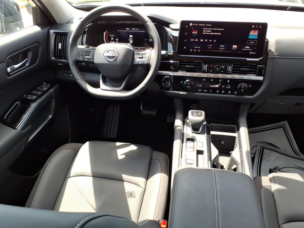 New 2026 Nissan Pathfinder SL SUV