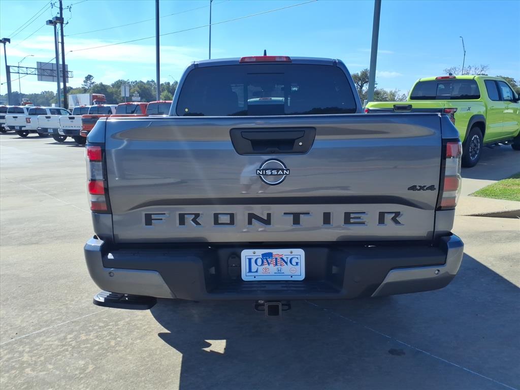 2026 Nissan Frontier SV photo 3