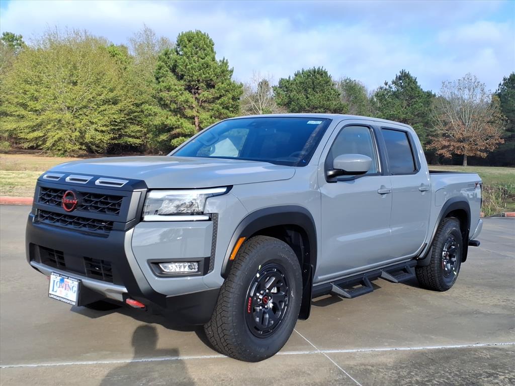 2026 Nissan Frontier PRO-X's photo