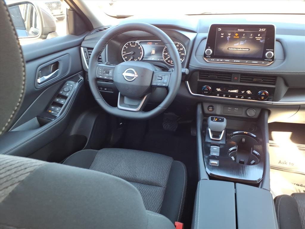 New 2026 Nissan Rogue SV SUV