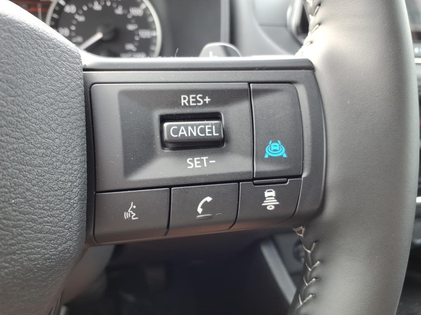 2026 Nissan Rogue SV - Photo 24