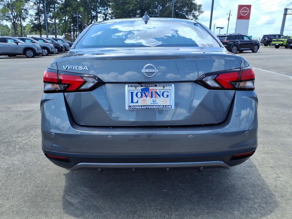 Certified 2025 Nissan Versa 1.6 SV Sedan