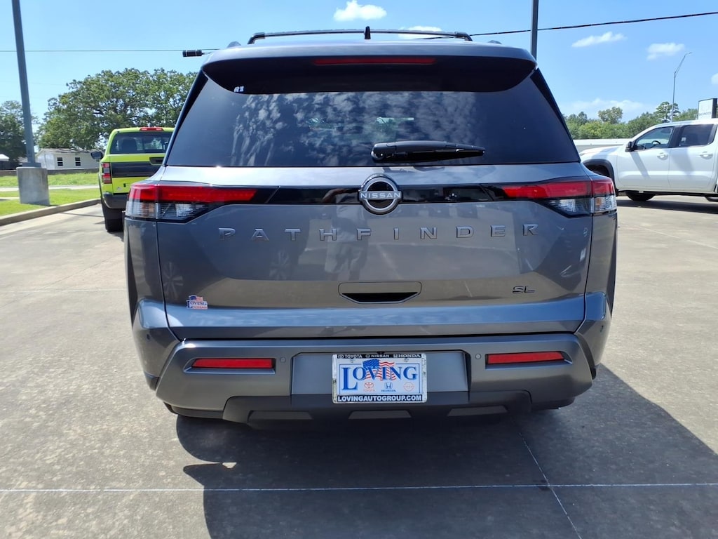New 2026 Nissan Pathfinder SL SUV