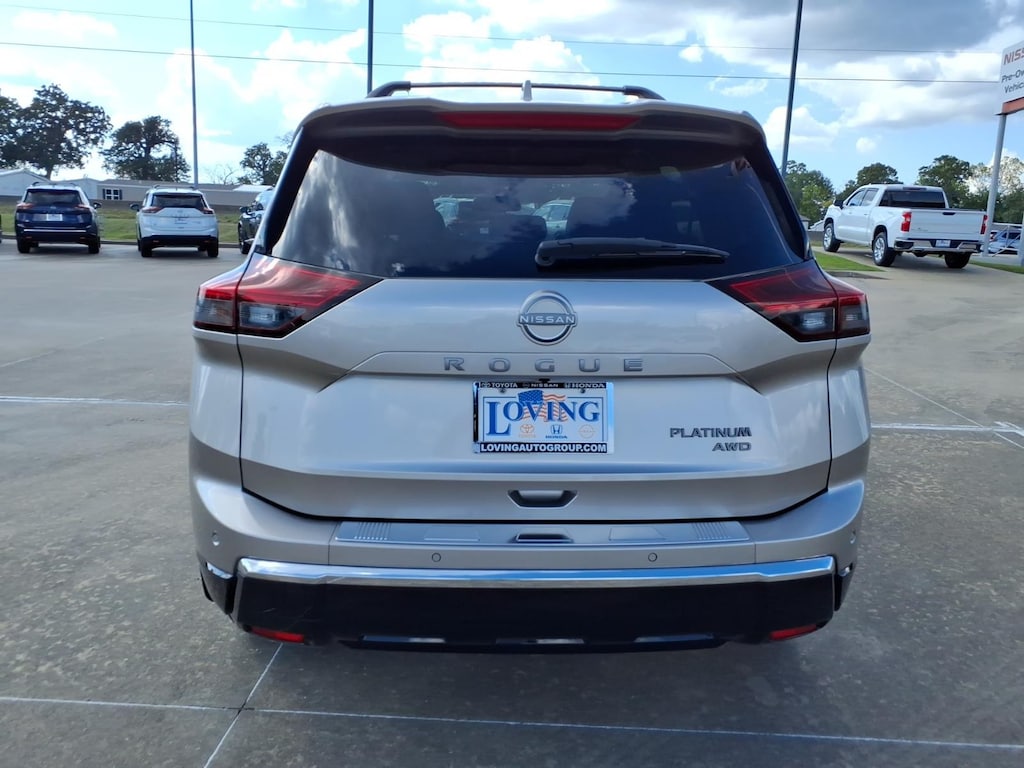Used 2025 Nissan Rogue Platinum SUV