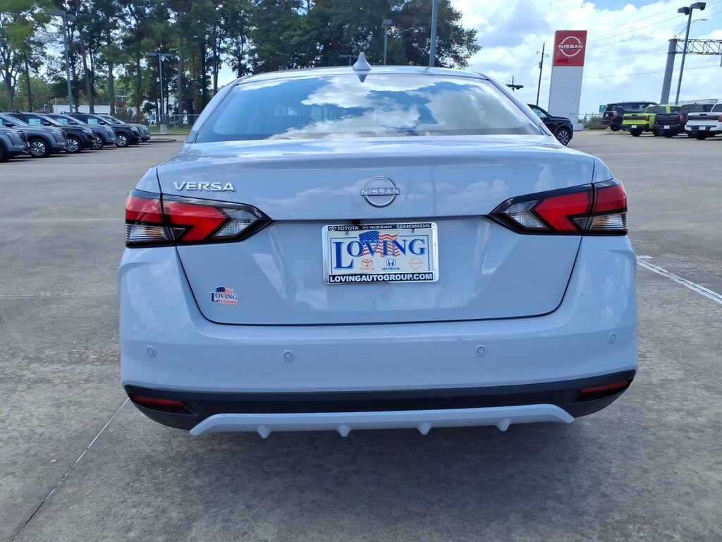 Certified 2025 Nissan Versa 1.6 SV Sedan