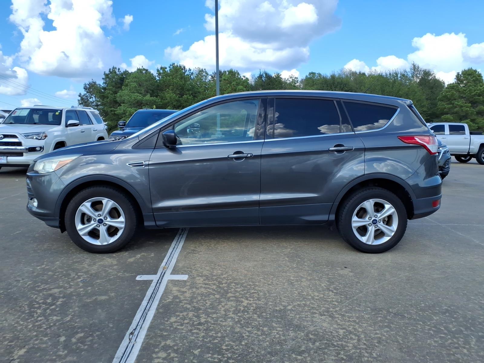 Used 2015 Ford Escape SE with VIN 1FMCU0G71FUA28679 for sale in Lufkin, TX