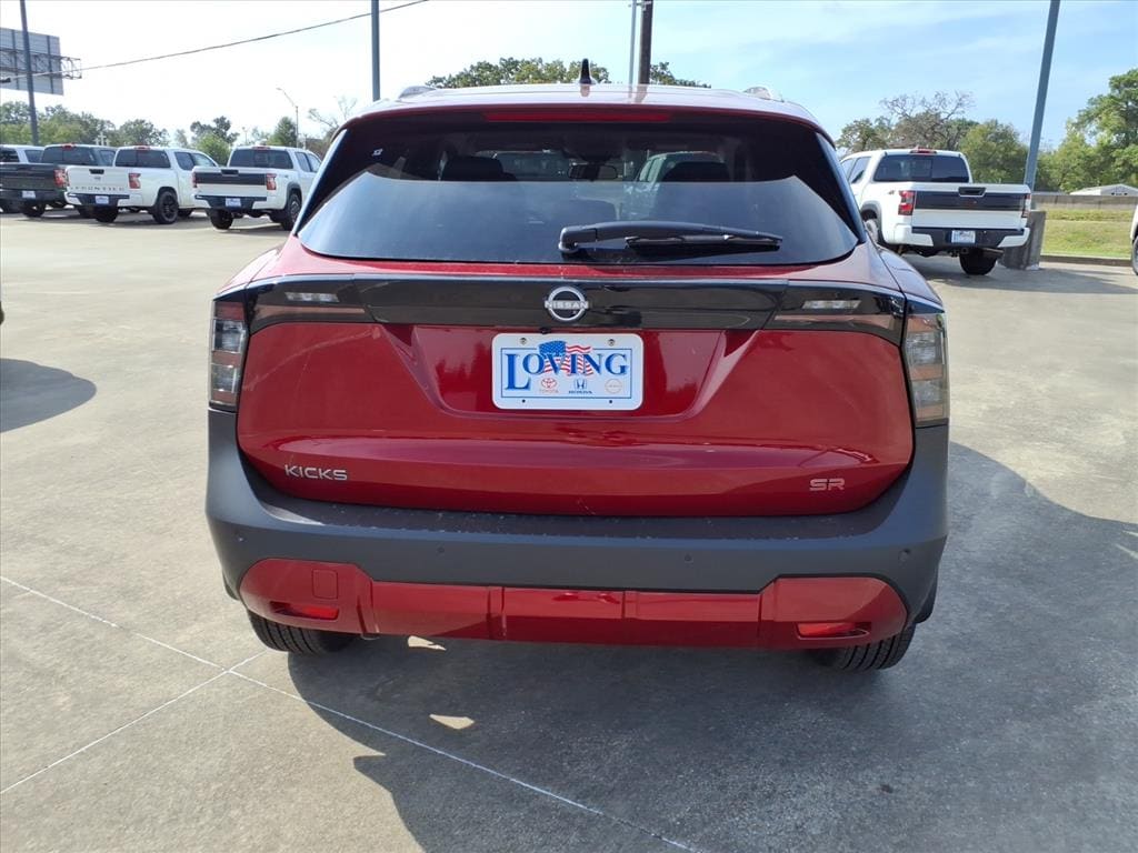 New 2026 Nissan Kicks SR SUV
