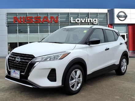 2023 Nissan Kicks S SUV