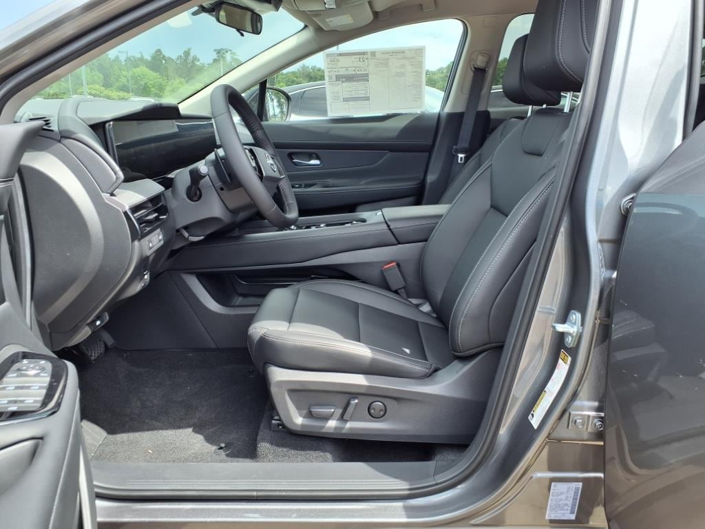 2025 Nissan Murano SV - Photo 12