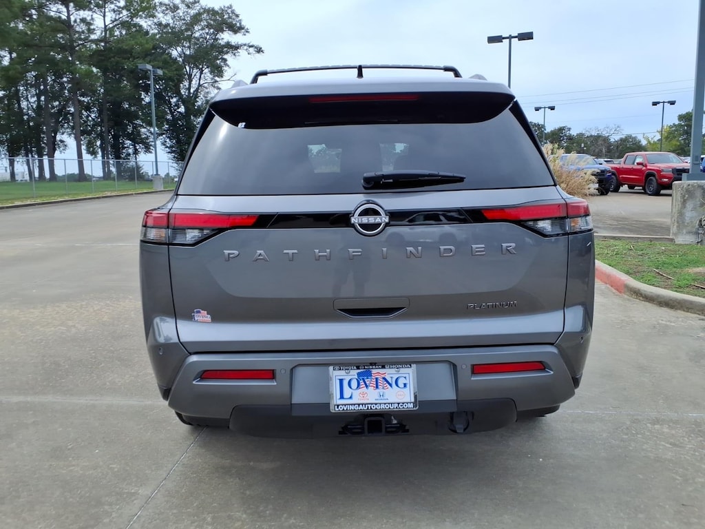 New 2026 Nissan Pathfinder Platinum SUV