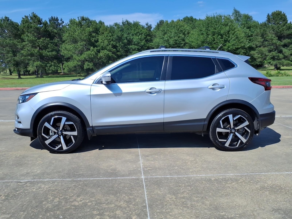 Certified 2022 Nissan Rogue Sport SL SUV