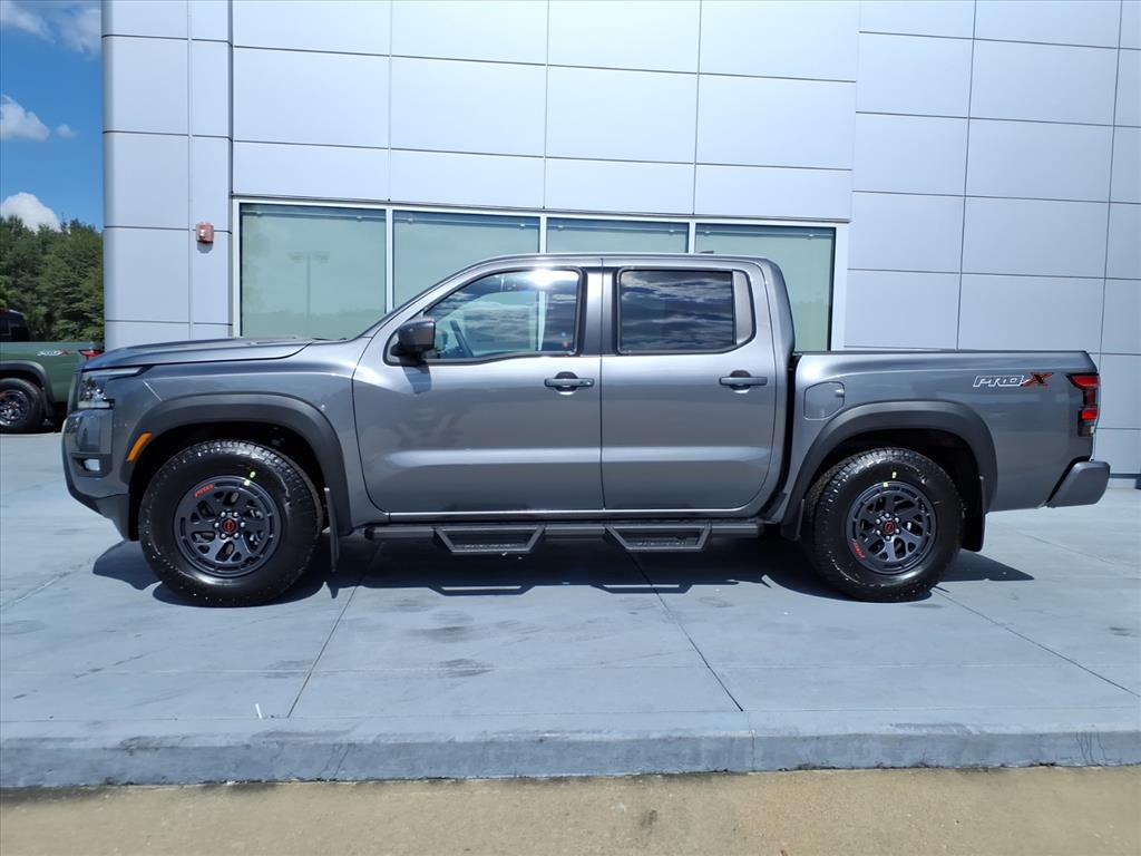 2026 Nissan Frontier PRO-X photo 2