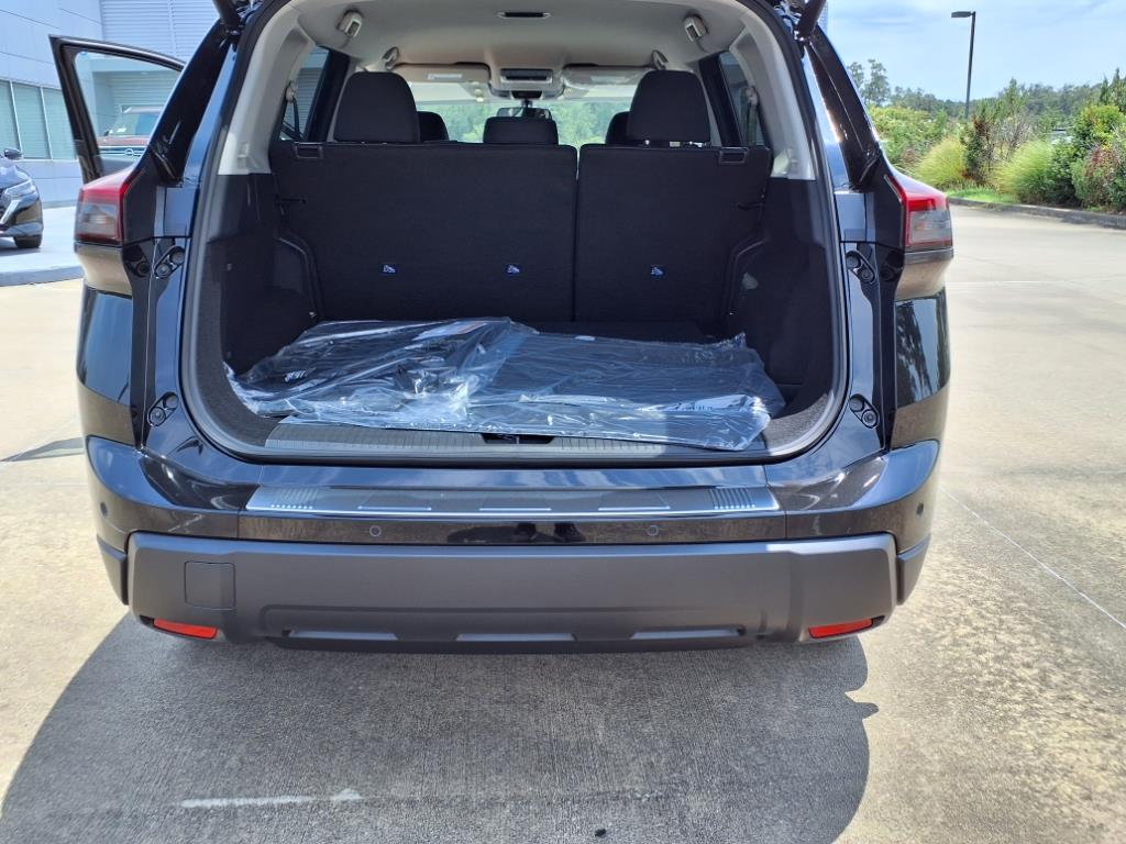 2026 Nissan Rogue SV - Photo 17