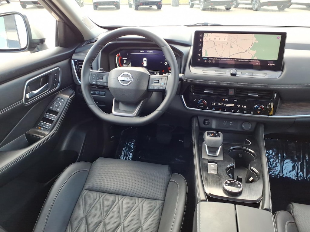Used 2025 Nissan Rogue Platinum SUV