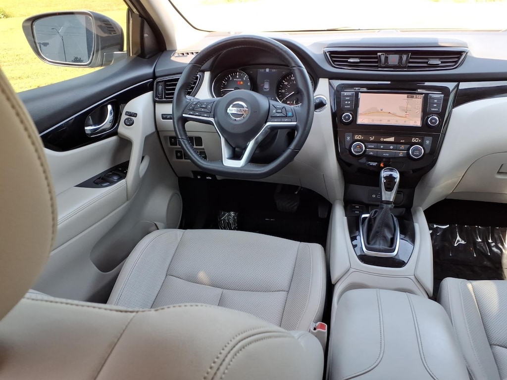 Certified 2022 Nissan Rogue Sport SL SUV