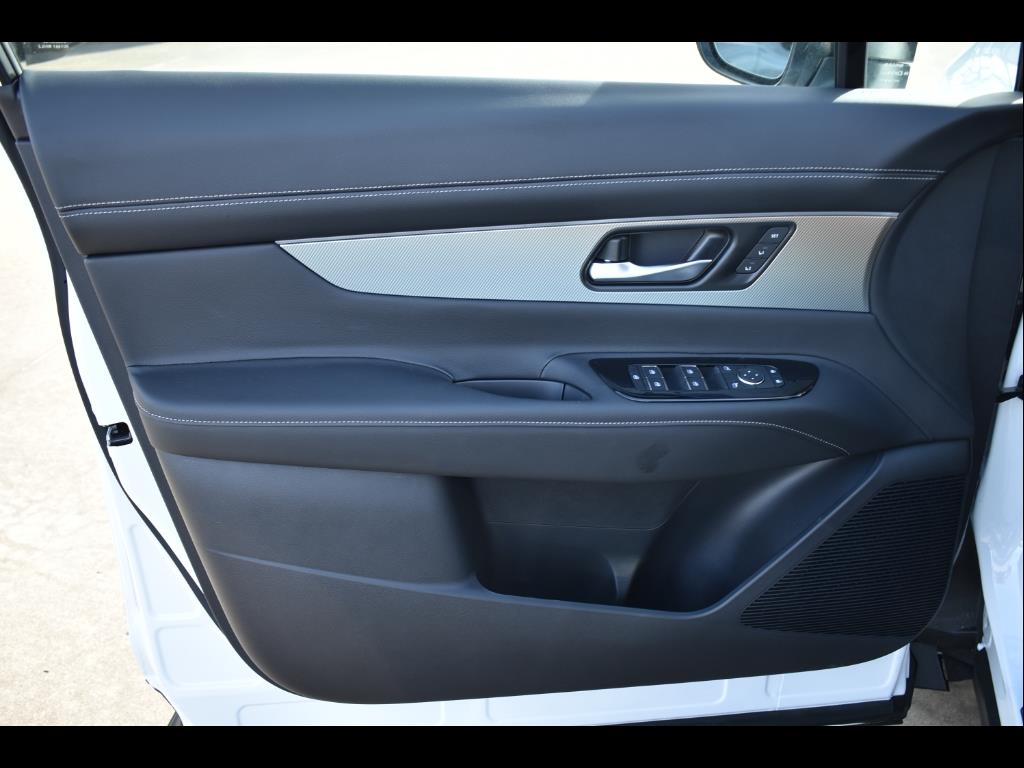 2025 Nissan Murano SL - Photo 21