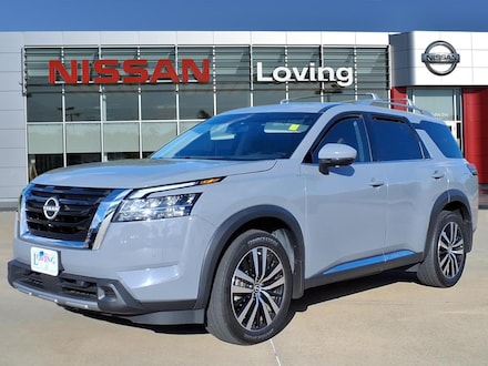 2024 Nissan Pathfinder Platinum SUV