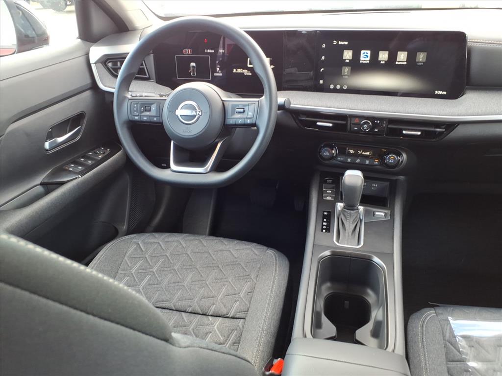 2026 Nissan Kicks SV photo 4