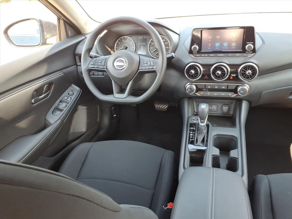 2025 Nissan Sentra S photo 2