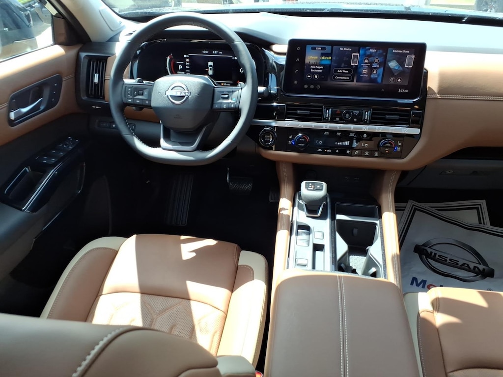 New 2026 Nissan Pathfinder Platinum SUV