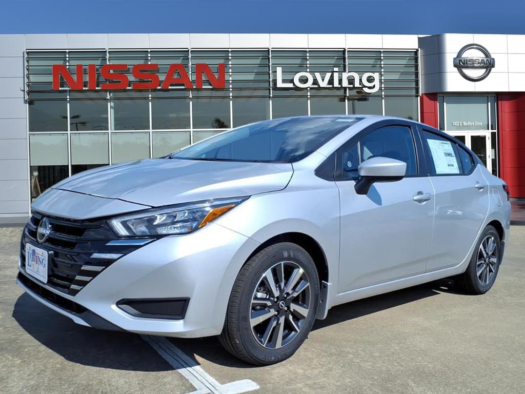New 2025 Nissan Versa 1.6 SV Sedan