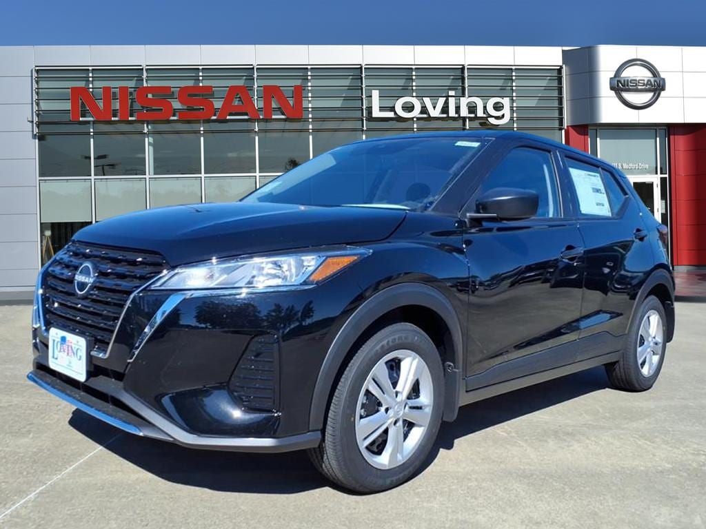 2025 Nissan KICKS PLAY Base's photo