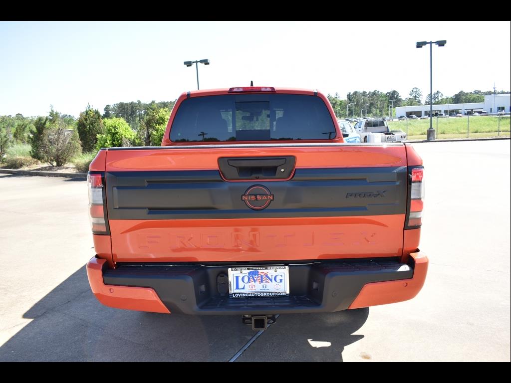 2025 Nissan Frontier PRO-X photo 3