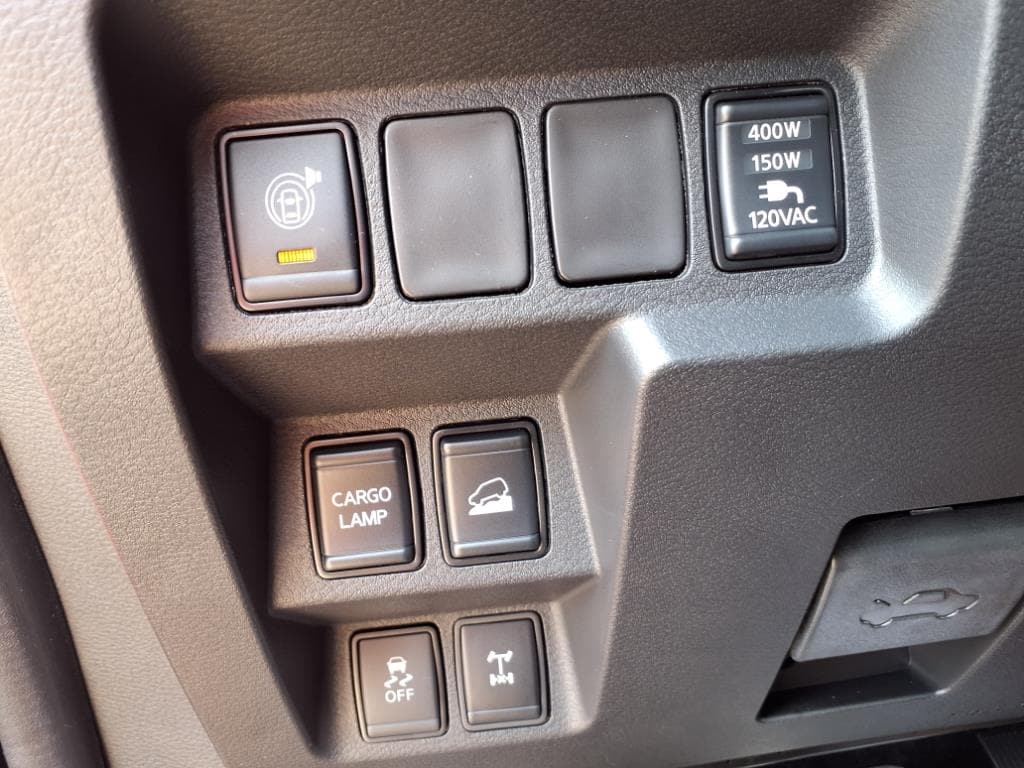 2025 Nissan Frontier PRO-4X - Photo 12