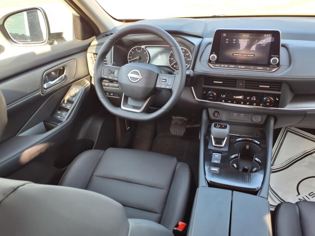 Used 2025 Nissan Rogue SV SUV