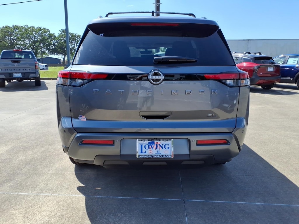 New 2026 Nissan Pathfinder SL SUV