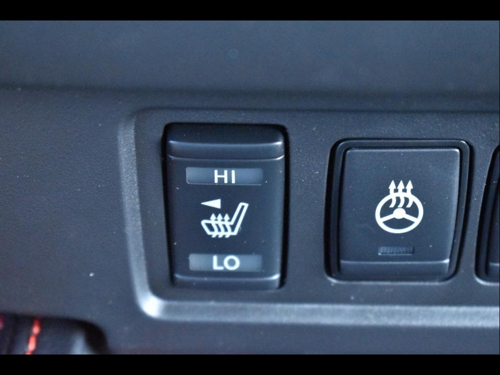 2025 Nissan Frontier PRO-X - Photo 8