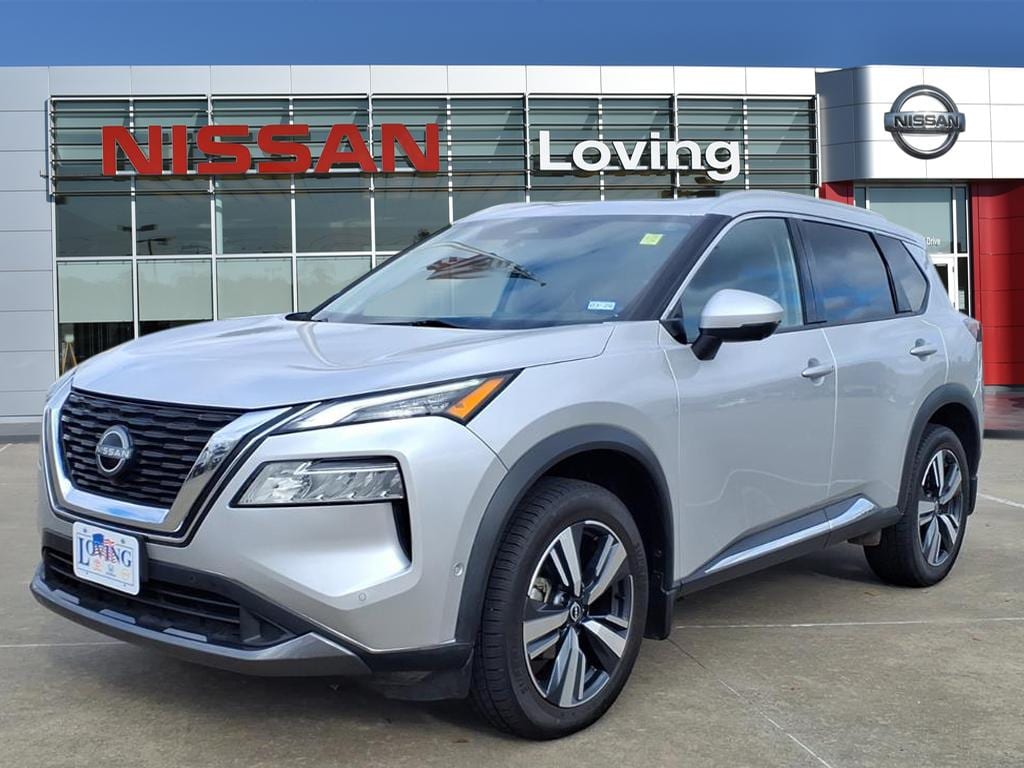 2023 Nissan Rogue SL's photo