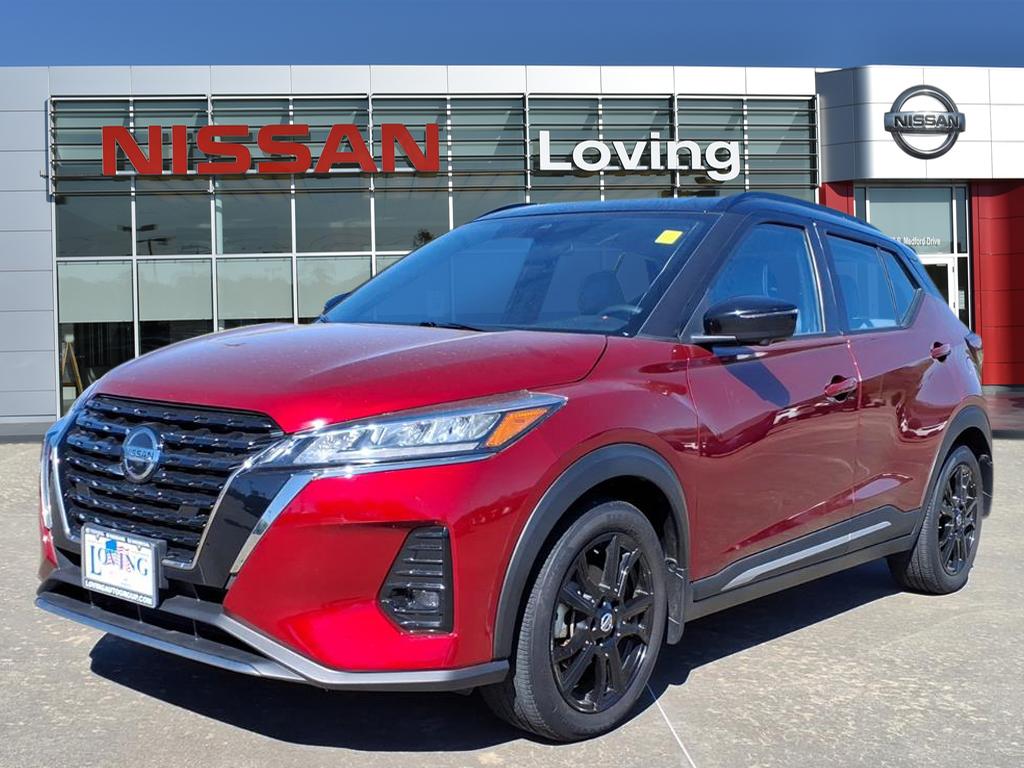 2021 Nissan Kicks SR