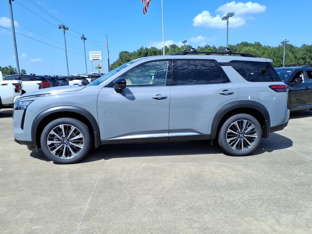 New 2026 Nissan Pathfinder Platinum SUV