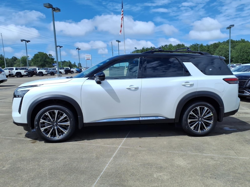 New 2026 Nissan Pathfinder Platinum SUV