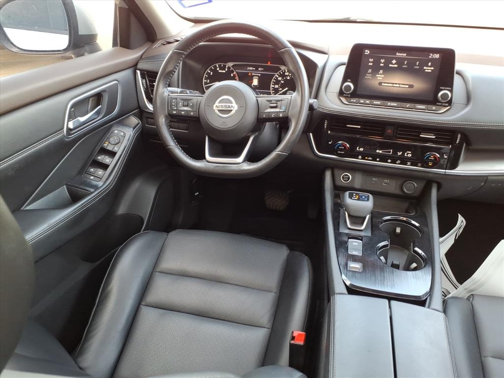 Used 2021 Nissan Rogue SV SUV