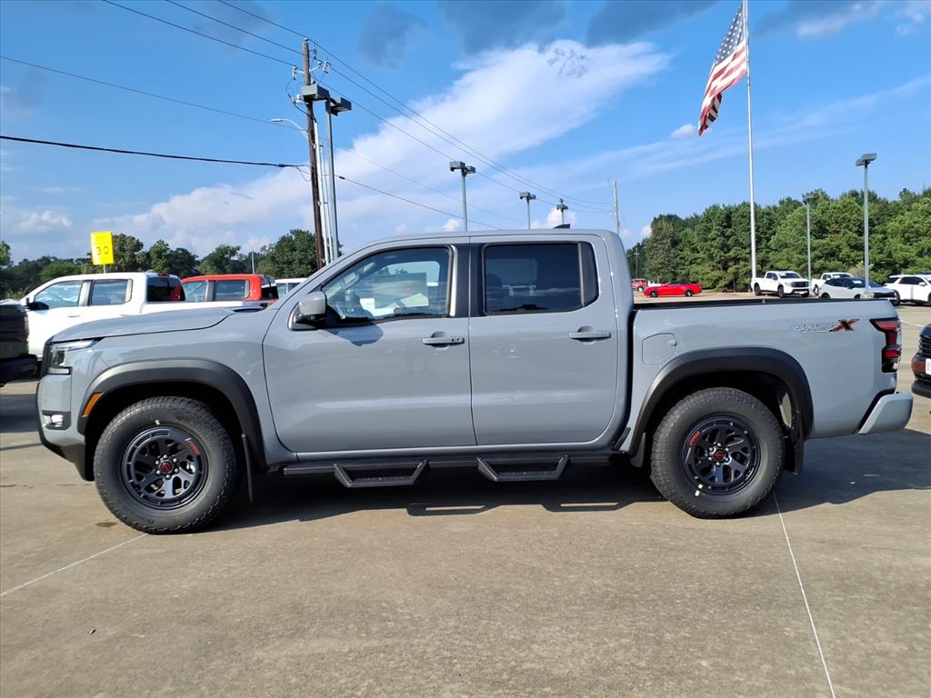 2026 Nissan Frontier PRO-X photo 2