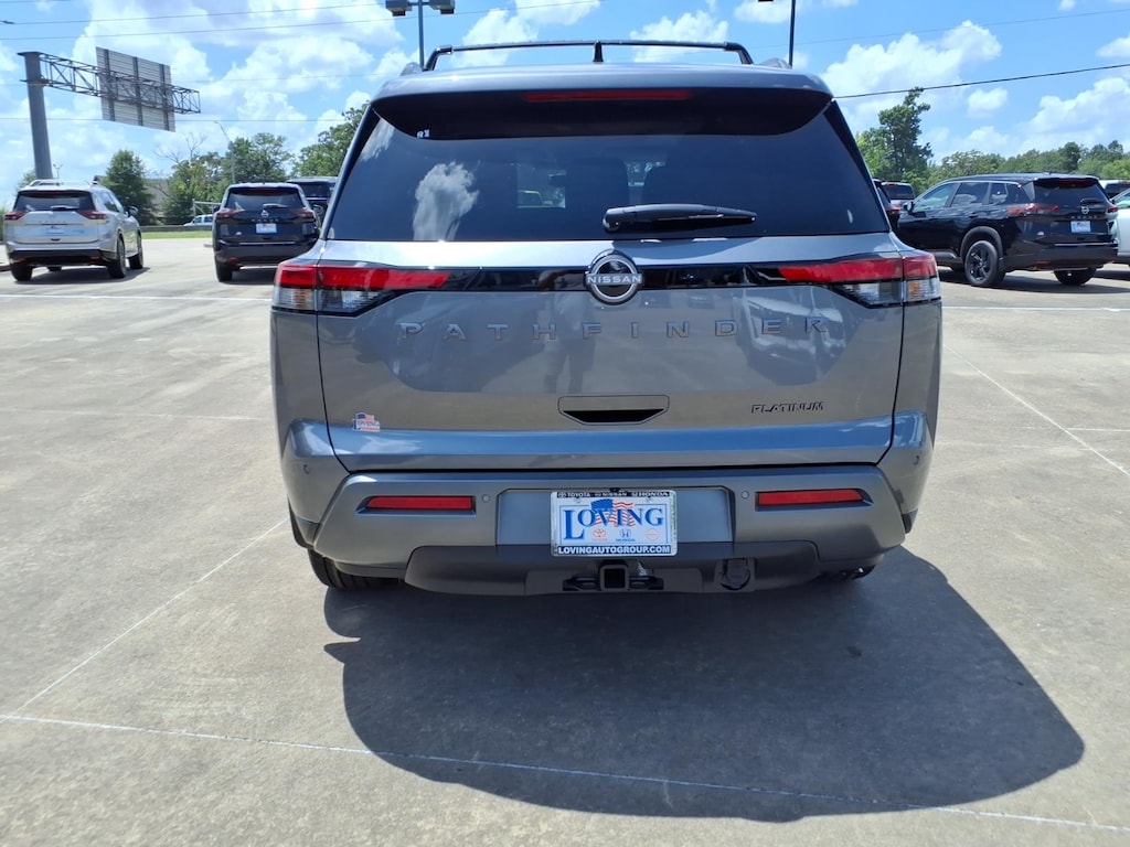 New 2026 Nissan Pathfinder Platinum SUV