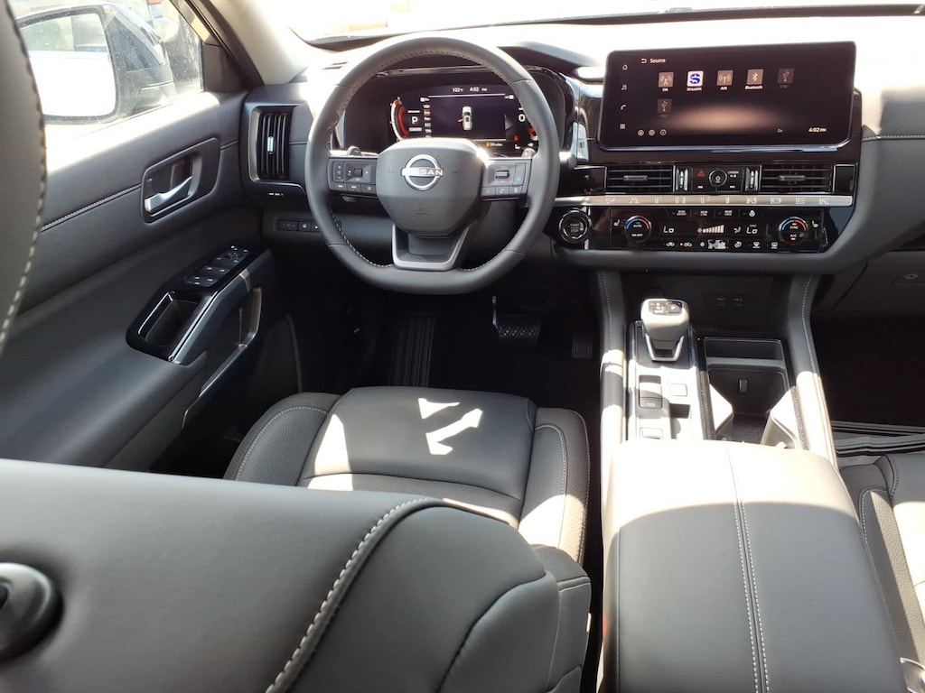 New 2026 Nissan Pathfinder SL SUV
