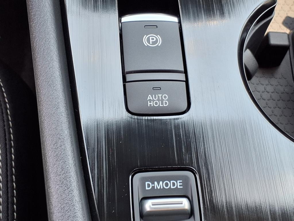 2026 Nissan Rogue SV - Photo 11